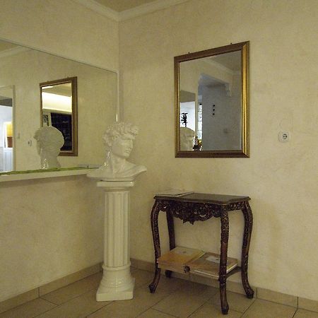 Hotel Regina Zirndorf Bagian luar foto